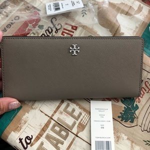 Tory Burch wallet